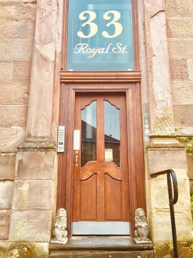 The Lion'S Den On Royal Street Daire Gourock Dış mekan fotoğraf